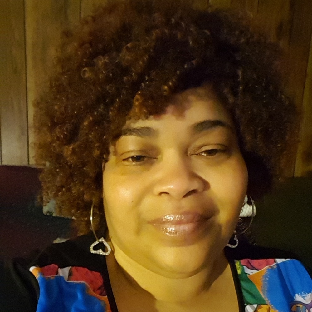 Meet your Posher, Carolyn